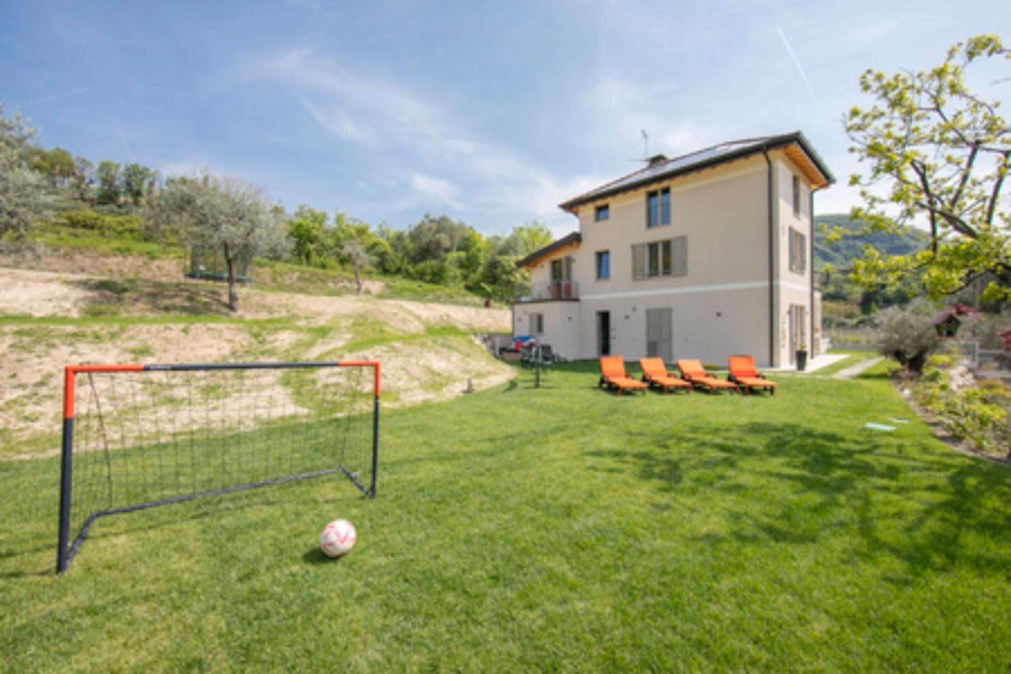 Ricomilla Holiday - Family Friendly Roe Exteriör bild